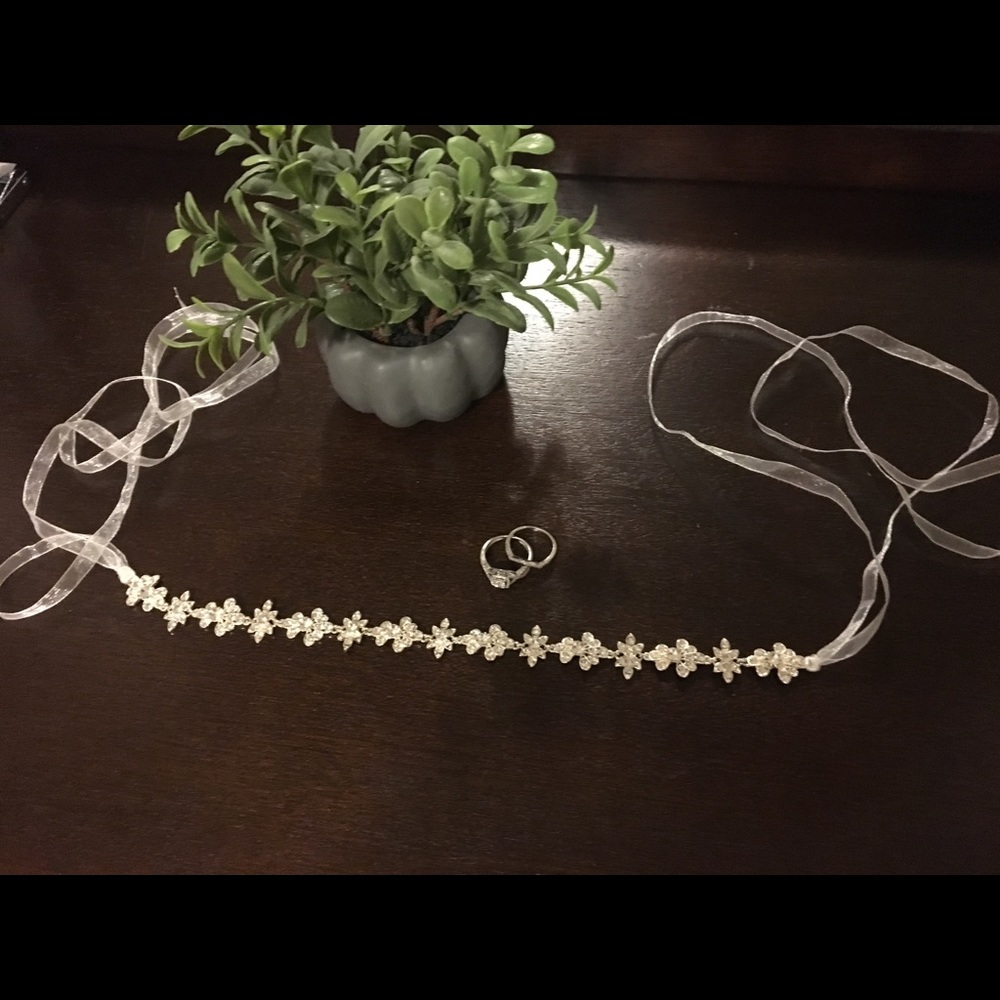 Beautiful bridal head piece